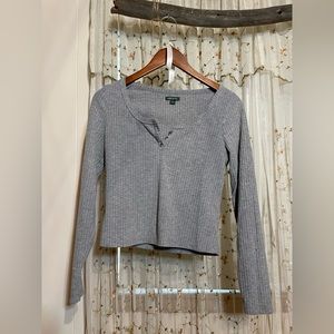 Grey knit quarter sleeve Wild Fable blouse size medium
